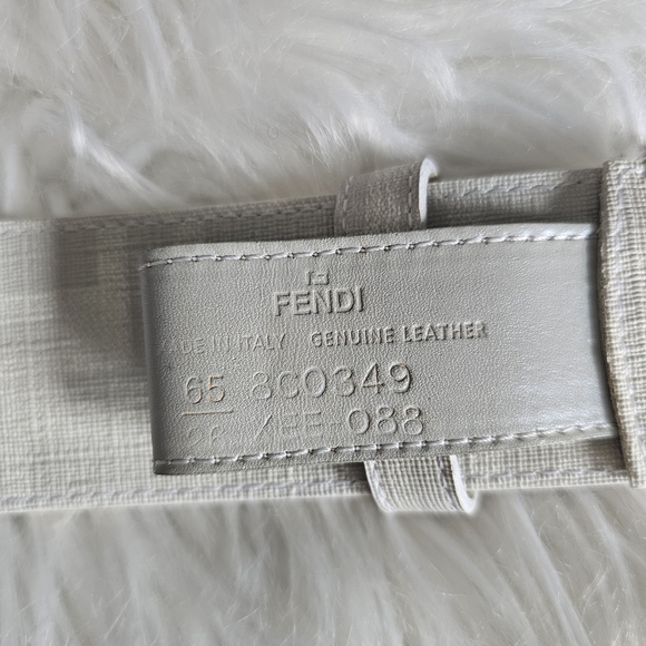 🤍 ‼️RARE‼️ Fendi Zucca Multicolor Belt 🤍 - Picture 4 of 6